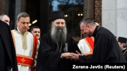 Порфирије, пречекан откако Српската православна црква го избра за свој нов патријарх, по смртта на неговиот претходник Иринеј во минатиот ноември, Белград, 18 февруари 2021 година