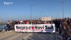 Desetine hiljada ljudi u blokadi sva tri gradska mosta na Dunavu