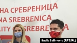 Ljiljana Stevanović i Zekerijah Hadžić, članovi Opštinske izborne komisije Srebrenica, 25. januara 2021.