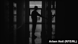 "Shoku i ngushtë vdiq nga mbidoza e drogës... Kjo ishte pikë kthese për mua, një goditje e rëndë që më bëri të kuptoj se duhet të ndryshoj”, thotë Lumi i shëruar nga varësia prej drogës.