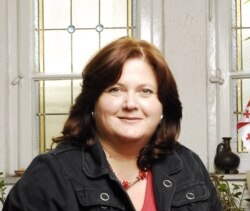 Ioana Avădani