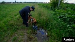 Granična policijska kontrola Hrvatske pretražuje teren na granici sa Srbijom