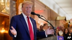 Fostul președinte american Donald Trump a susținut o conferință de presă din holul Trump Tower, la câteva ore de la condamnarea sa. 