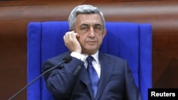 Ստրասբուրգ -- Հայաստանի նախագահ Սերժ Սարգսյանը ԵԽԽՎ-ում պատասխանում է պատգամավորների հարցերին, 2-ը հոկտեմբերի, 2013