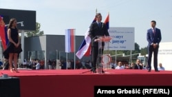 Aleksandar Vučić govori na ceremoniji otvaranja deonice autoputa Doboj – Banjaluka - "9. januar" (septembar 2016.)
