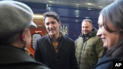Justin Trudeau prilikom dolaska u Kijev, 24. februara 2025.
