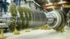 O turbină de gaz în fabrica Siemens din Berlin, 2 martie 2017