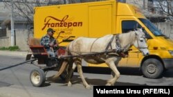 „La noi așa-s deprinși – să fure până îi prind și-apoi dacă îi prind, încep a se învârti.”