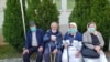 Мал број граѓани денеска можеа да се забележат на улиците во Дебар. Најголемиот дел од нив беа жители од околните села кои дошле во Дебар по лекови и намирници, но останале заглавени во градот.
