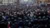 Песков: на акции протеста вышло мало людей, много — голосуют за Путина