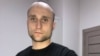 Fostul prizonier politic belarus, Ilia Dubski, recent eliberat împreună cu alți 51 de prizonieri. 