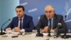 Валерий Бганба (справа) и Вадим Бжания на встрече в Ассоциации работников СМИ Абхазии. Фото: «Нужная газета»