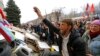 Проросійські активісти у Луганську, 14 квітня 2014 року