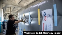 Imagine de arhivă: ajutoare americane prin USAID pentru Ucraina invadată de ruși.