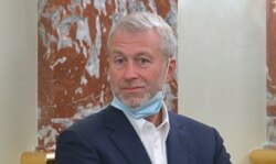 Roman Abramovics