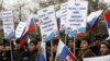 Поддержка кандидата Путина охватывает все более широкие народные массы - даже те, которые не имеют права голосовать на выборах президента России