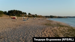Плаж "Корал" по изгрев слънце на 1.07.2019 г.