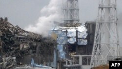 Увредените трети и четвърти реактор на централата. В момента продължава процесът по изваждането й от експлоатация. Той ще продължи най-малко 40 години