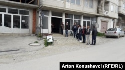 Vendi ku po ngushëllohet për vdekjen e Lavdrim Muhaxherit