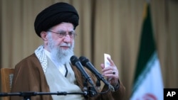 Lideri suprem i Iranit, Ajatollah Ali Khamenei. Fotografi nga arkivi.