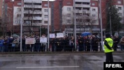Протест на стечајци пред Влада