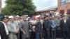 Митинг во время похорон Магомеда Евлоева, Назрань, 1 сентября 2008. Фото http://ingushetiya.ru/