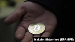 Preko platforme Hydra Market, kako je saopštilo nemačko pravosuđe, samo u 2020. godini je ostvareno najmanje 1,23 milijarde evra prodaje, što je čini "ilegalnim tržištem sa najvećim prometom na svetu". 