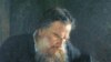 Толстой, подобно Руссо, хотел превратить себя в открытую книгу, в бесконечное письменное самопознание