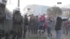 Судири меѓу мигранти и полицијата во Грција
