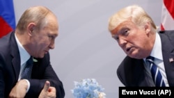 Vladimir Putin şi Donald Trump s-au întâlnit la summitul G-20 din Hamburg, 7 iulie 2017