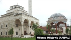 Xhamia Ferhadija u rindërtua dhe u hap më 7 maj të vitit 2016.