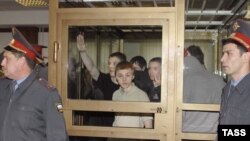 Калининград суди тақирбошлар гуруҳини 3 йилдан 7 йилгача озодликдан маҳрум қилди.