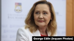 Elena Lasconi a candidat și la reluarea scrutinului prezidențial în mai 2025, dar a mai intrat în turul II, ca în noiembrie 2024. Unul dintre motive a fost că a pierdut sprijinul partidului chiar în campania electorală, colegii ei preferând să mizeze pe independentul Nicușor Dan.