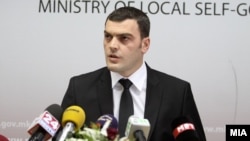 Прес-конференција на министерот за локална самоуправа Лирим Шабани.