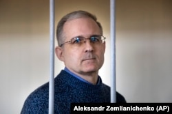 Pol Vilan, bivši američki marinac, stoji iza rešetaka uoči saslušanja u sudnici u Moskvi u avgustu 2019.