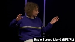 „Tot ce am înțeles noi, sau cel puțin ce am înțeles eu până acum, este că democrația nu este pentru toată lumea”.