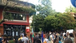 Протестът пред "Осемте джуджета"
