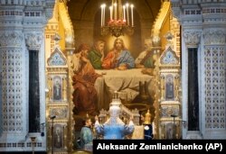 Patriarhul Biesericii Ortodoxe Ruse, Patriarchul Kiril, oficiază o slujba înainte de Paște, 7 aprilie 2020