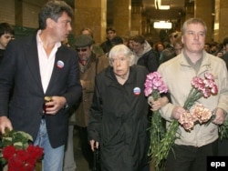 Alături de liderul opoziției democratice Boris Nemțov în 2010