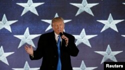 Доналд Трамп пред меморијалниот центар Ликолн во Вашингтон, 19.01.2017.