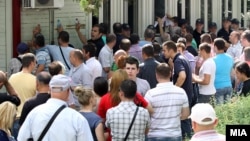 Протест за изградба на црквата Св. Константин и Елена пред Општина Центар во Скопје на 6 јуни 2013.
