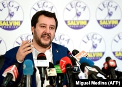 Matteo Salvini astăzi la o conferință de presă