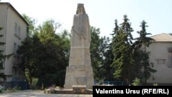 Monumentul lui Ștefan cel Mare la Anenii Noi