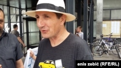 Ante Tomić potpisao je Deklaraciju zato što se ona "suprotstavlja užasnom, idiotskom, neljudskom stanju u kojemu je danas naš jezik."
