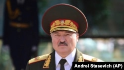 Alexandr Lukașenka, la învestirea în funcția de președinte