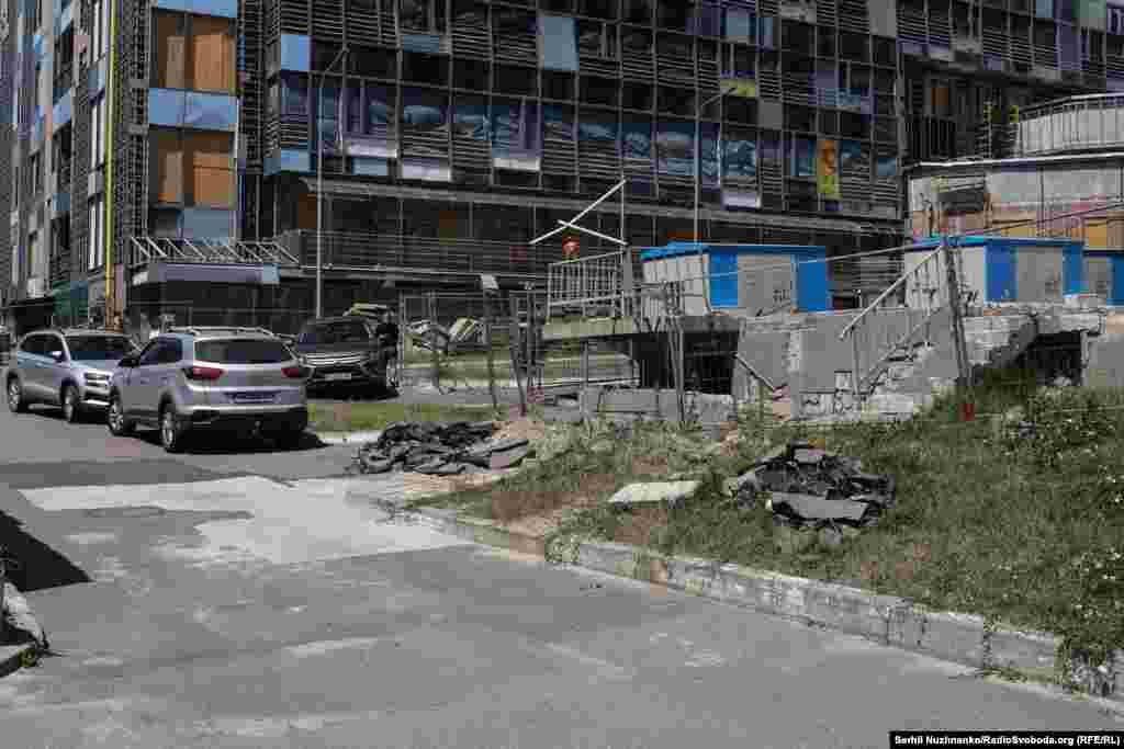 Noua clădire a spitalului „Ohmatdit” a început să funcționeze la capacitate maximă după începerea războiului, în februarie 2022. Ea a fost deja parțial renovată, după atacul de anul trecut, iar lucrările ar trebui să se încheie până la sfârșitul acestui an.