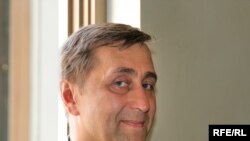 Валерий Белянин, лингвист, профессор МГУ и профессор университета в Питсбурге, штат Пенсильвания