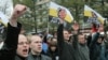 Россияда милициянинг рус миллатчилари ёнини олиши ҳолатлари кўпайиб бормоқда.