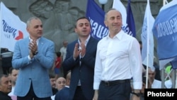 «Հայաստան» դաշինքի առաջնորդները ընտրարշավի ժամանակ, հունիս, 2021թ.