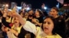 Ciomege în trecători. Cine protejează poliția după excese?